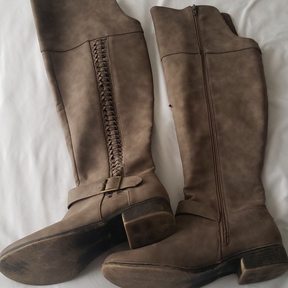 Over the knee Boot - Picture 4 of 5